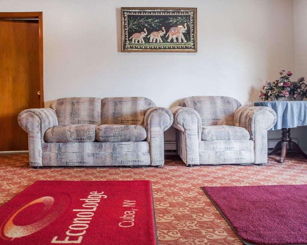 Econo Lodge Cuba I-86 Interior photo
